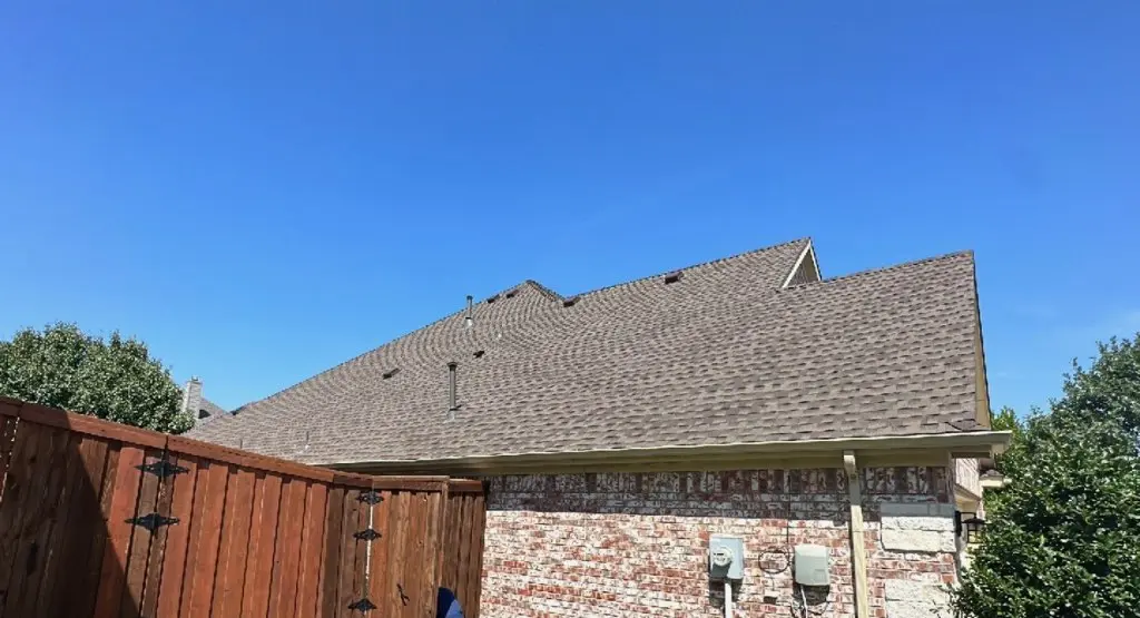Completed roof replacement project in La Grange